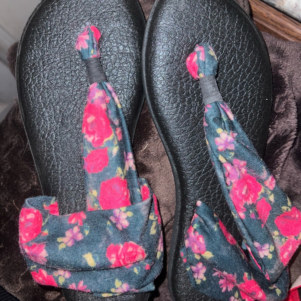 Sanuk Sandals